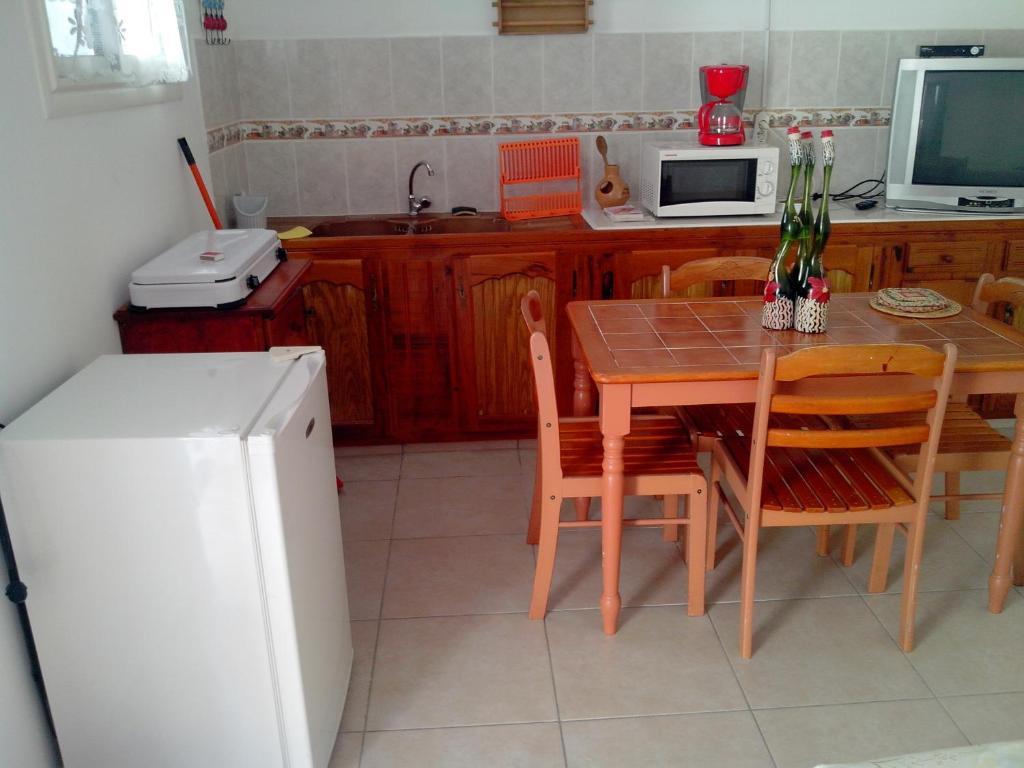 Maison Des Alizes Gros Cap Szoba fotó